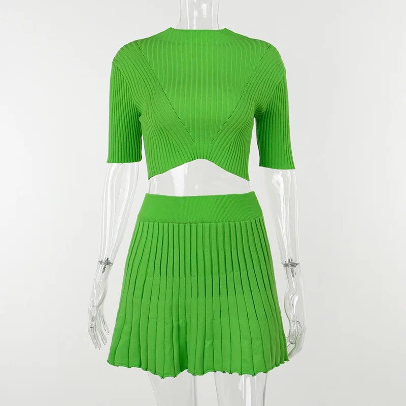 Knitted Short Sleeve Pleated Skirt Set